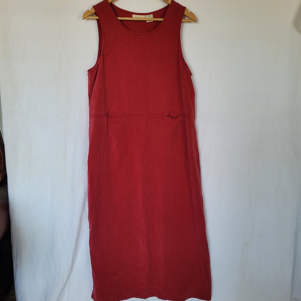 SUSAN BRISTOL Maxi Shift Dress Size M Berry Red Sleeveless Lagen Miniminalist